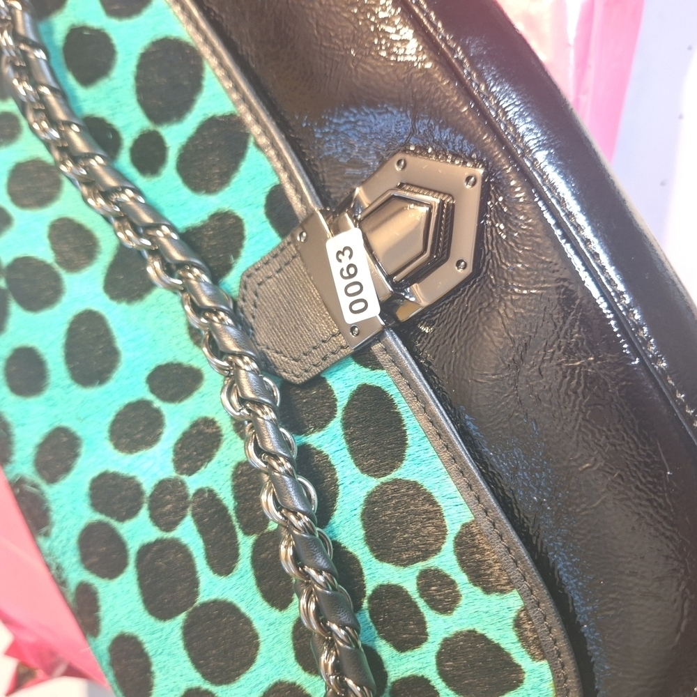 Eric Javits Black and Green Crossbody Bag - Picture 12 of 12